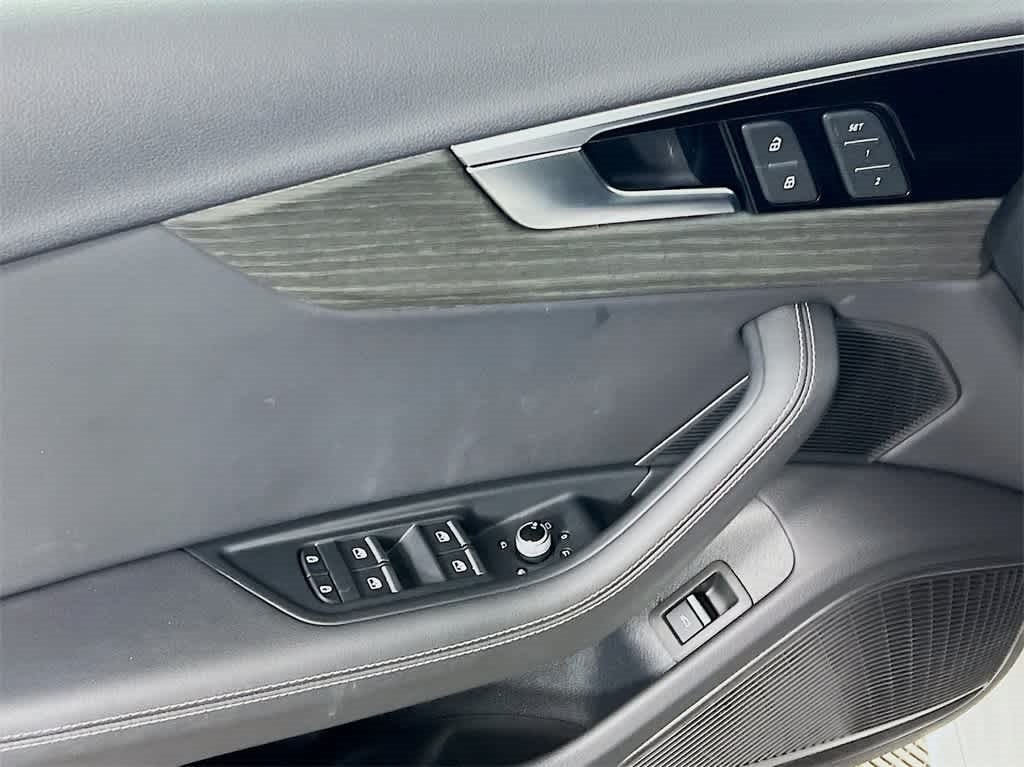 2023 Audi A4 S line Premium Plus
